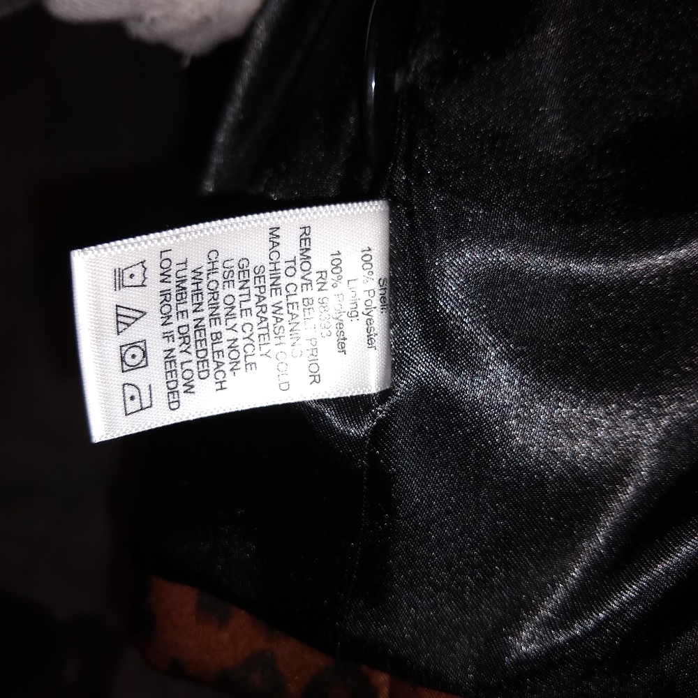 Coat - Picture 10 of 12